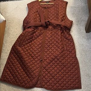 Athleta Quilted Sleeveless Vest Coat
